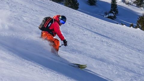 KYRGYZSTAN FREERIDE SKI TOUR IN KARAKOL AND KARKARA