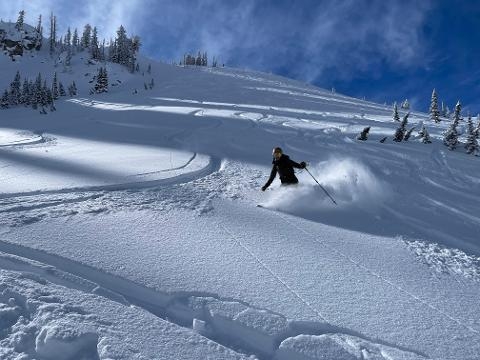 BACKCOUNTRY SKI TOUR IN THE WASATCH MOUNTAIN - UTAH