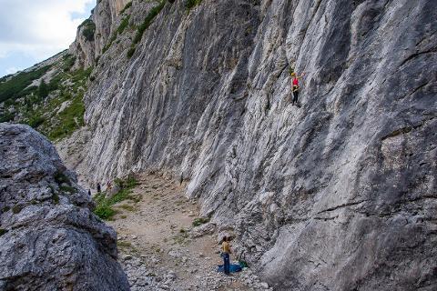BEGINNER'S CLIMBING COURSE IN DOLOMITES, ITALY